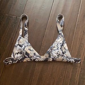 snake skin bikini top !!